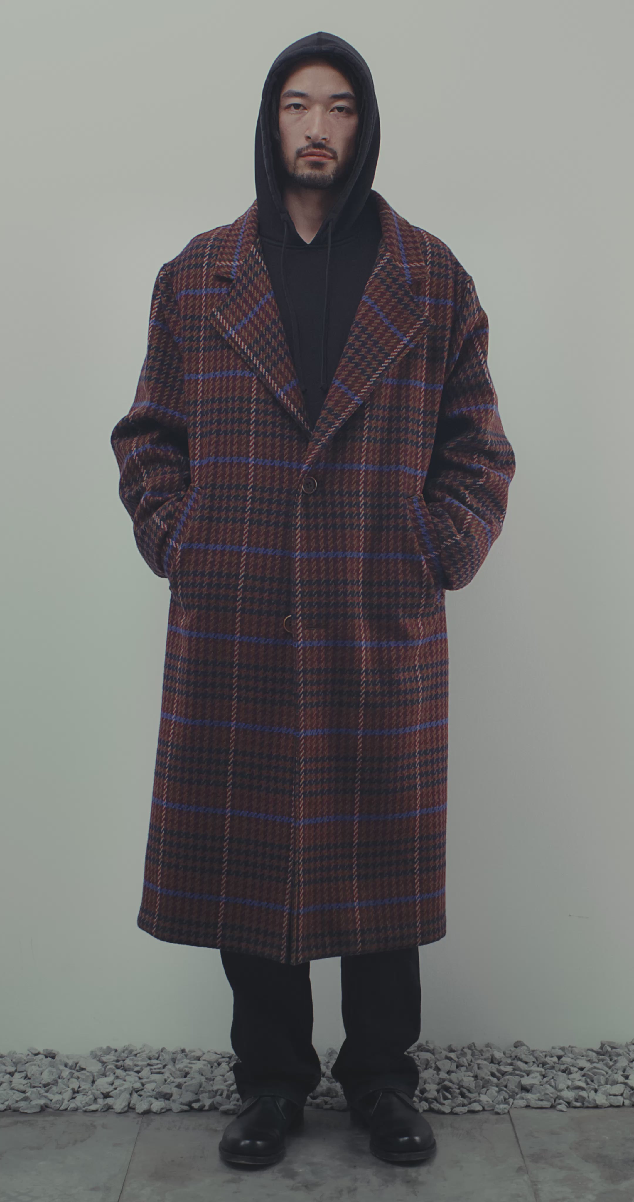 LAPELED OVERCOAT IN TARTAN HOUNDSTOOTH